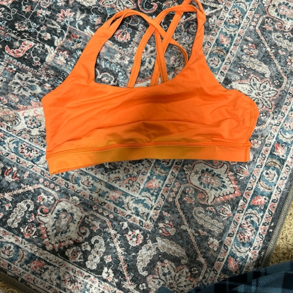 Lululemon Size 8 or 10 Women's Orange Sports Bra